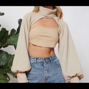 Sleeves. Only turtleneck top. New never worn